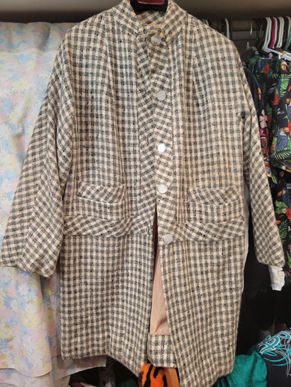 Lassie Jr. black & white jacket